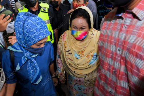 DATIN SERI ROSMAH MANSOR