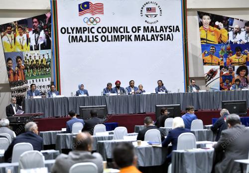 DATUK SERI REEZAL MERICAN NAINA MERICAN
