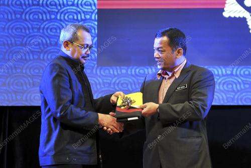 KL06_18092017_SPRM_SELANGOR