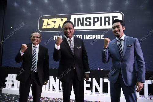 DATUK SERI REEZAL MERICAN NAINA MERICAN