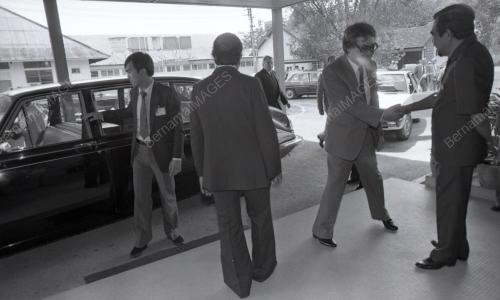 DISEMBER 1982
