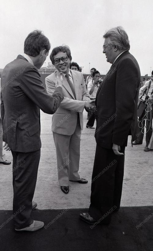 DISEMBER 1982