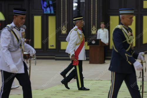 AL-SULTAN ABDULLAH RI'AYATUDDIN AL-MUSTAFA BILLAH SHAH