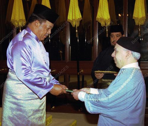 KL06_19022016_AGONG_LIBYA