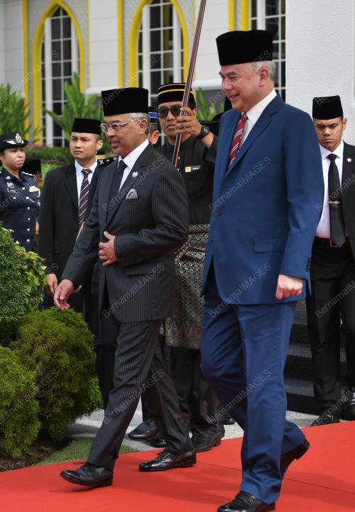 AL-SULTAN ABDULLAH RI'AYATUDDIN AL-MUSTAFA BILLAH SHAH