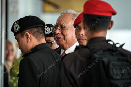 DATUK SERI NAJIB TUN RAZAK