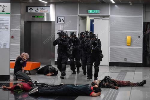 LATIHAN AKHIR EKSESAIS MANTIS SIRI 8/2022
