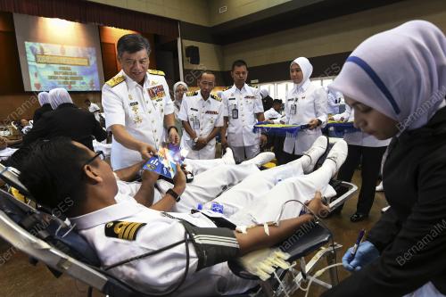 KL06_19042018_PANGLIMA_BN201804185735