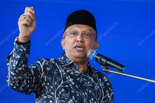 DATUK AZIZULRAHMAN MOHD HUSSAIN MALIM