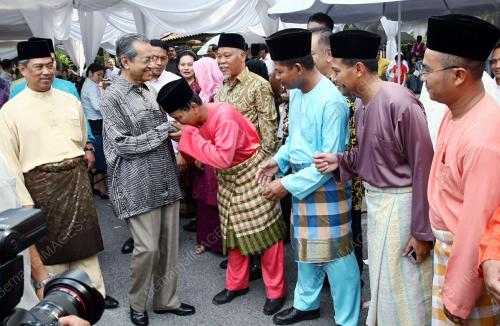 MUHYIDDIN YASSIN