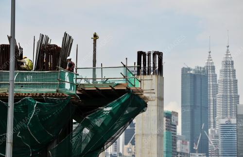 TINJAUAN PROJEK PEMBINAAN