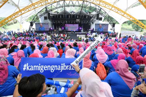 KL06_20012018_AZLEA_BN201801196605