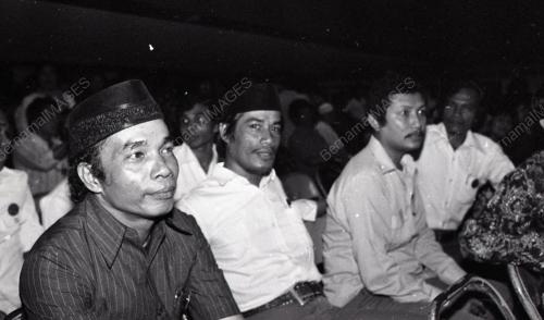 DR. MAHATHIR MOHAMAD