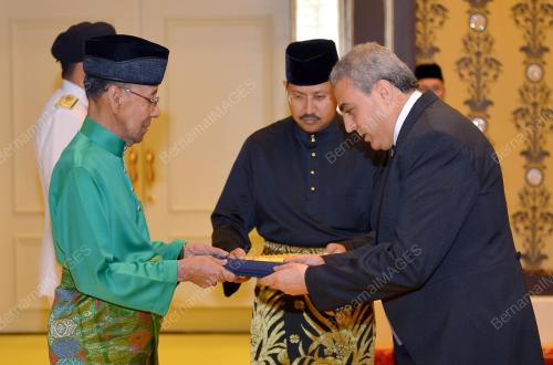 KL06_20062014_AGONG