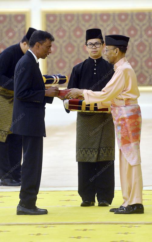 KL06_20092016_AGONG_PINGAT