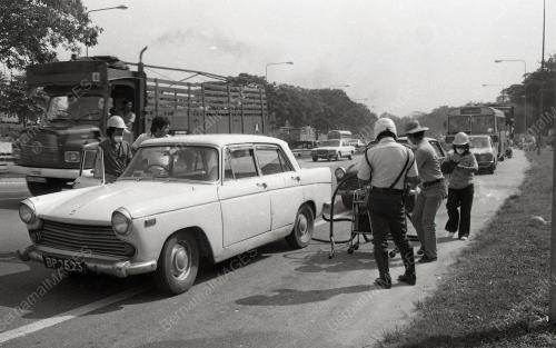 SEKATAN JALAN RAYA
