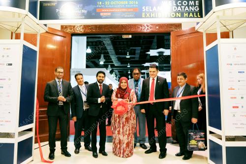 KL06_20102016_WORLDBIZ