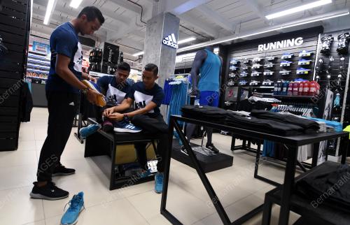 KL06_20102017_SPORTS