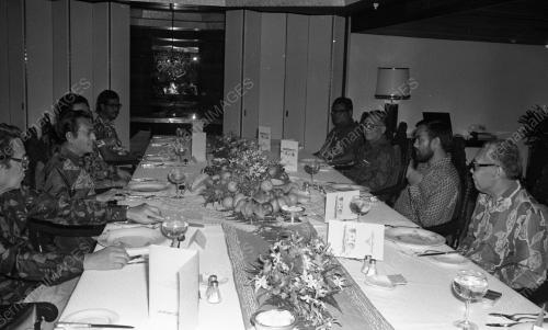 KL06_20783_MAKAN_MALAM_KURIBATI_15012015