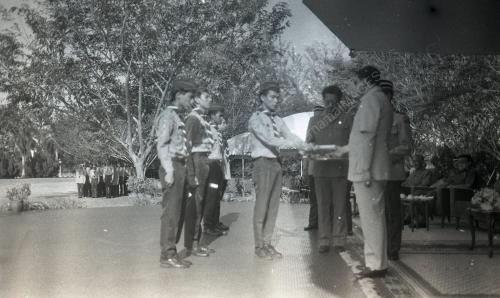 KL06_210390_PENGAKAP