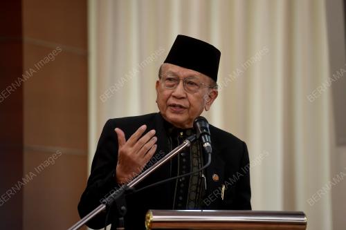 TAN SRI DR RAIS YATIM