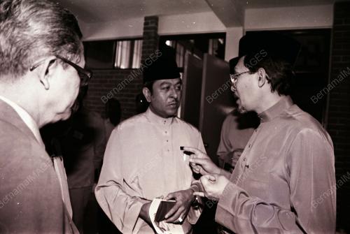 DATUK SERI ANWAR IBRAHIM