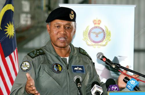 RODZALI DAUD