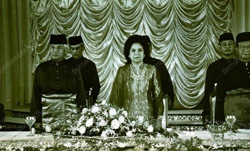 KL06_210690_SANTAPAN