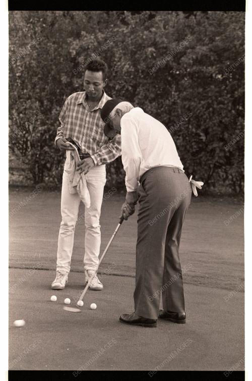 AGONG DI KEJOHANAN GOLF