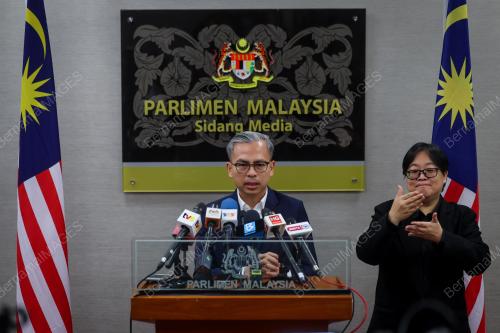 DATUK FAHMI FADZIL