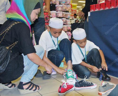 ANAK_ANAK YATIM AL_TAKWA