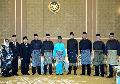 KL06_21092012_AGONG
