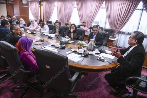 KL06_21112018_LAWATAN_BN201811194081