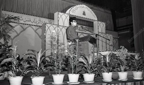 AHMAD RAZALI MOHAMED ALI