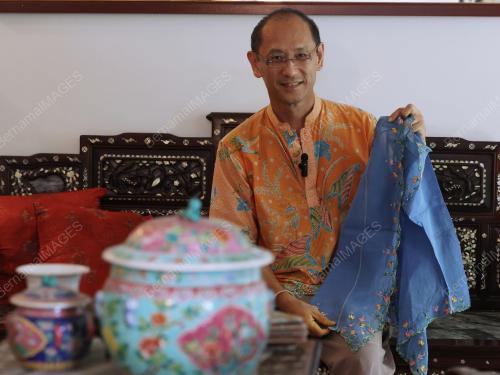 DR DAVID NEO
