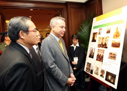 RAJA DR NAZRIN SHAH