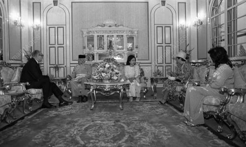 KL06_23012015_HADAP_AGONG