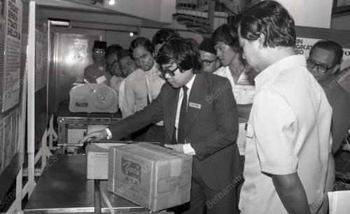KL06_23012015_MUHYIDDIN_PAMERAN