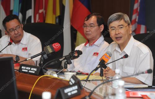 KL06_23112013_GERAKAN