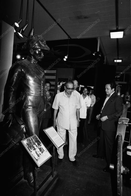 TUNKU ABDUL RAHMAN