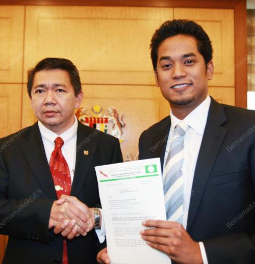 KHAIRY JAMALUDIN