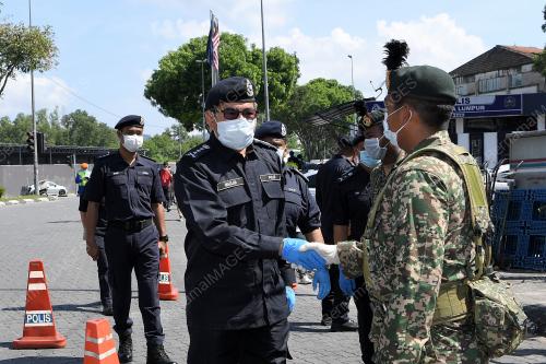 DATUK SERI MAZLAN LAZIM