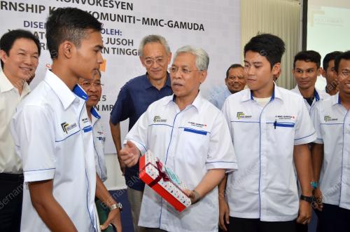 KL06_24082015_IDRIS_JUSOH