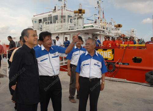 TUN MAHATHIR MOHAMAD