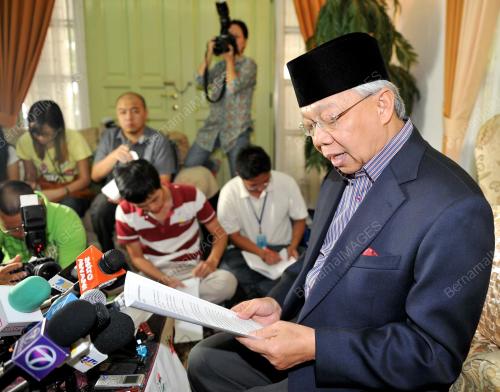 DATUK DR HASSAN ALI