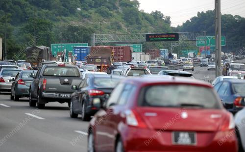 KL06_24122015_LEBUHRAYA