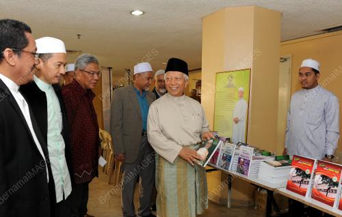 KL06_25022017_DR_MOHD_BUKU