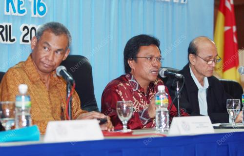 SHAFIE APDAL