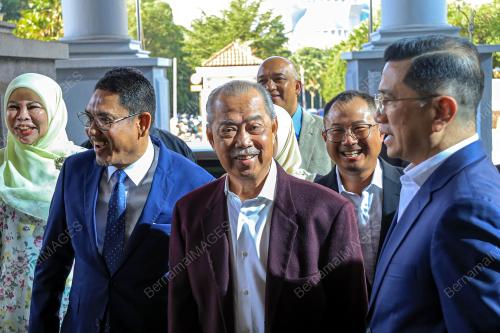 TAN SRI MUHYIDDIN YASSIN
