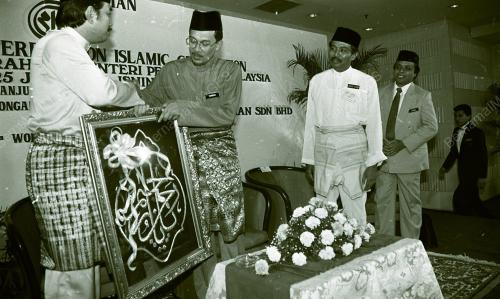 KL06_250690_PERSIDANGAN